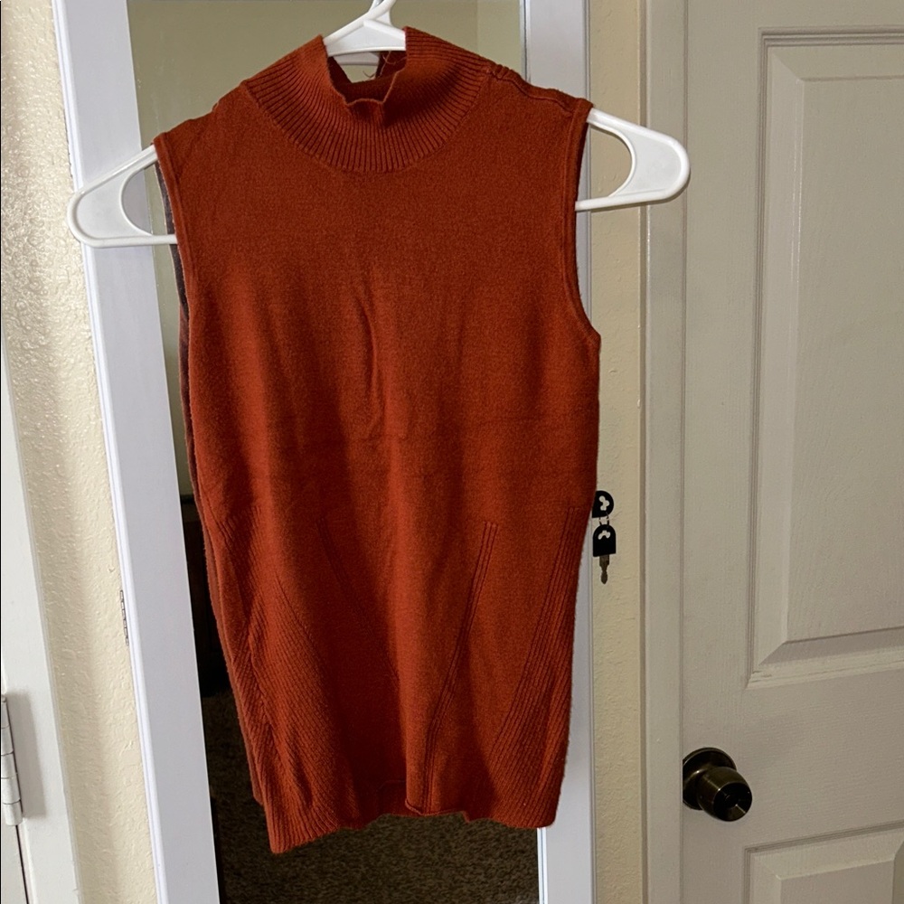 Philosophy Sleeveless Turtleneck Knit lightweight Sweater - Burnt Orange Size XS